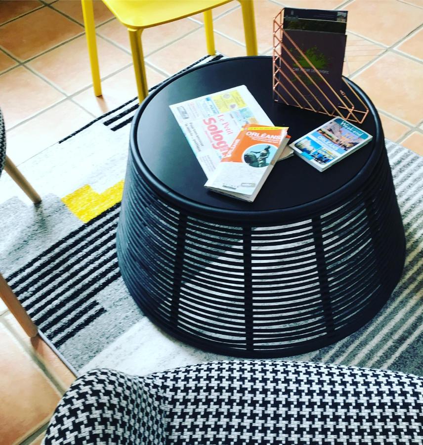 La Taille Haute Chambre Cerf Tigy Exteriör bild